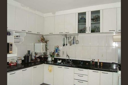 Casa à venda com 420m², 6 quartos e 6 vagas