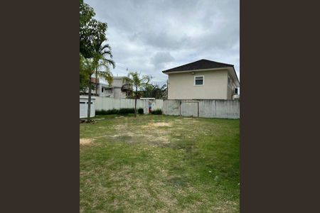 Casa à venda com 247m², 4 quartos e 2 vagas