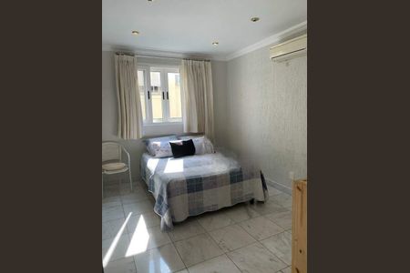 Casa à venda com 560m², 6 quartos e 6 vagas
