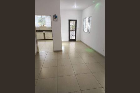 Casa à venda com 220m², 3 quartos e sem vaga