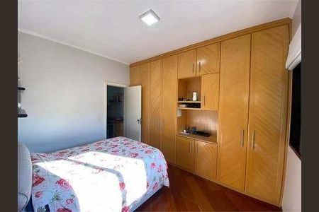 Casa à venda com 355m², 4 quartos e 6 vagas