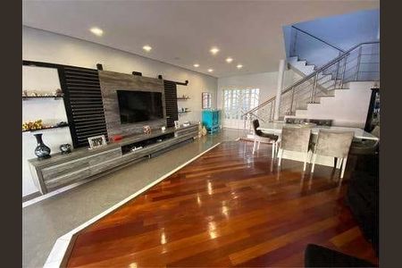 Casa à venda com 355m², 4 quartos e 6 vagas