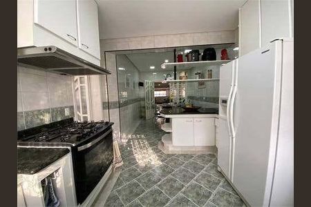 Casa à venda com 355m², 4 quartos e 6 vagas