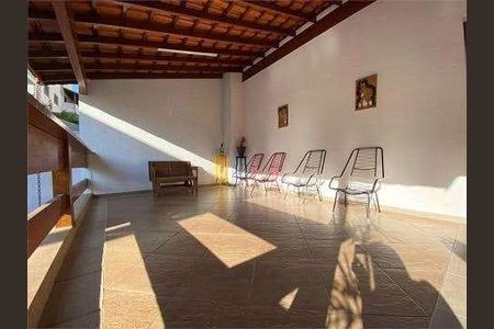 Casa à venda com 355m², 4 quartos e 6 vagas