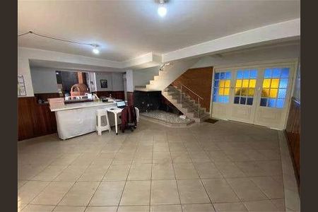 Casa à venda com 355m², 4 quartos e 6 vagas