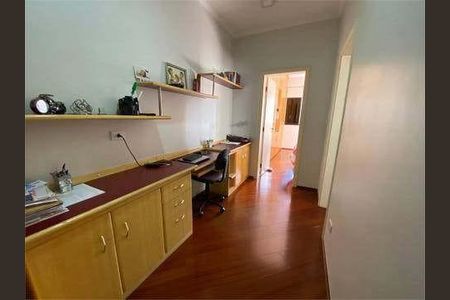 Casa à venda com 355m², 4 quartos e 6 vagas