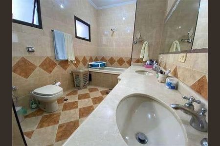 Casa à venda com 355m², 4 quartos e 6 vagas