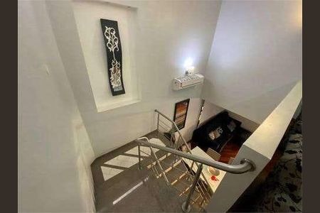 Casa à venda com 355m², 4 quartos e 6 vagas