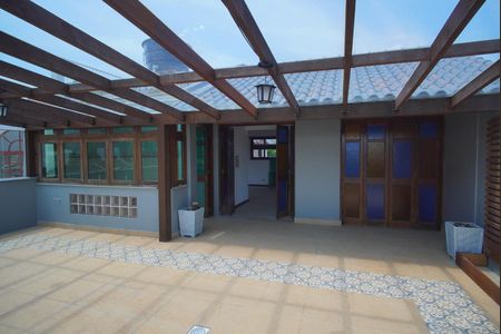 Casa à venda com 400m², 5 quartos e 3 vagasCobertura