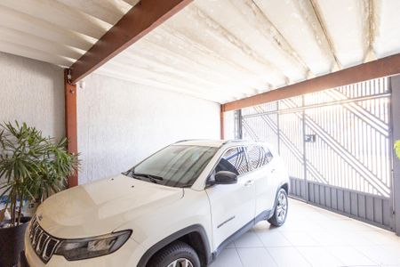 Casa à venda com 142m², 3 quartos e 2 vagas Casa à venda com 142m², 3 quartos e 2 vagasGaragem