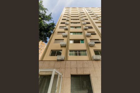 Apartamento à venda com 78m², 2 quartos e 1 vaga Apartamento à venda com 78m², 2 quartos e 1 vagaFachada