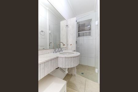 Apartamento à venda com 78m², 2 quartos e 1 vaga Apartamento à venda com 78m², 2 quartos e 1 vagaBanheiro da Suíte 1