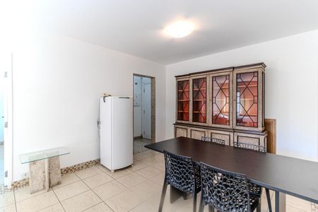 Apartamento à venda com 78m², 2 quartos e 1 vaga Apartamento à venda com 78m², 2 quartos e 1 vagaSala