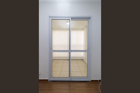 Apartamento à venda com 49m², 2 quartos e 1 vaga Apartamento à venda com 49m², 2 quartos e 1 vagaVaranda da Sala