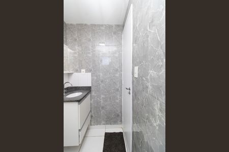 Apartamento à venda com 49m², 2 quartos e 1 vaga Apartamento à venda com 49m², 2 quartos e 1 vagaBanheiro