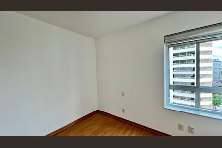 Apartamento à venda com 127m², 3 quartos e 2 vagasQuarto 2