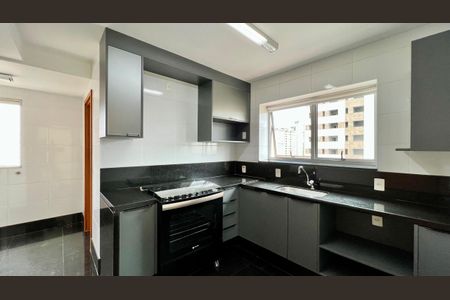 Apartamento à venda com 127m², 3 quartos e 2 vagasCozinha