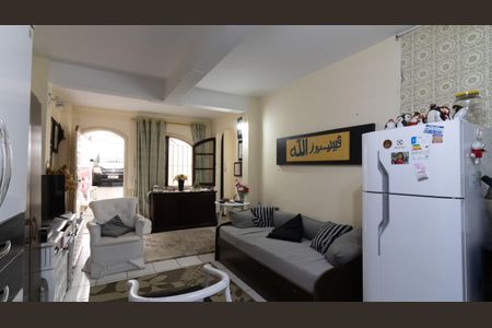 Casa à venda com 312m², 4 quartos e 4 vagas Casa à venda com 312m², 4 quartos e 4 vagasCasa 2 - Sala/Cozinha