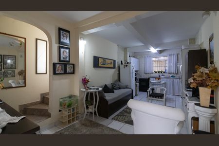Casa à venda com 312m², 4 quartos e 4 vagas Casa à venda com 312m², 4 quartos e 4 vagasCasa 2 - Sala/Cozinha