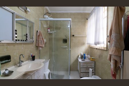 Casa à venda com 312m², 4 quartos e 4 vagas Casa à venda com 312m², 4 quartos e 4 vagasCasa 2 - Banheiro da Suíte