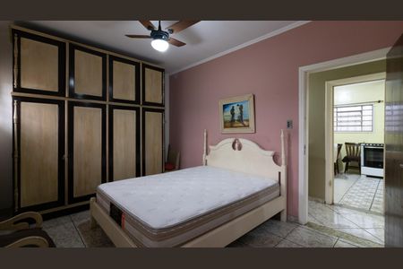 Casa à venda com 312m², 4 quartos e 4 vagas Casa à venda com 312m², 4 quartos e 4 vagasCasa 1 - Suíte 2