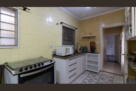 Casa à venda com 312m², 4 quartos e 4 vagas Casa à venda com 312m², 4 quartos e 4 vagasCasa 1 - Cozinha