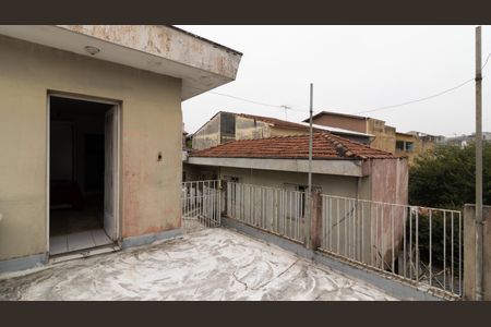 Casa à venda com 312m², 4 quartos e 4 vagas Casa à venda com 312m², 4 quartos e 4 vagasCasa 2 - Varanda da Suíte