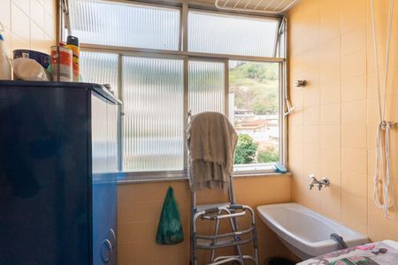 Apartamento à venda com 73m², 3 quartos e 1 vaga Apartamento à venda com 73m², 3 quartos e 1 vagaCozinha e Área de Serviço