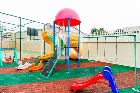 Apartamento para alugar com 66m², 2 quartos e 1 vaga Apartamento para alugar com 66m², 2 quartos e 1 vagaÁrea comum - Playground