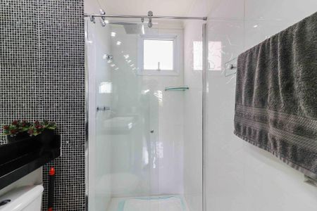 Apartamento à venda com 82m², 3 quartos e 2 vagas Apartamento à venda com 82m², 3 quartos e 2 vagasBanheiro