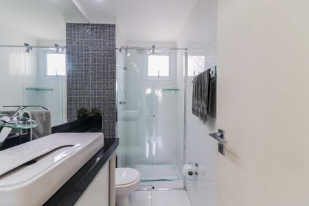 Apartamento à venda com 82m², 3 quartos e 2 vagas Apartamento à venda com 82m², 3 quartos e 2 vagasBanheiro