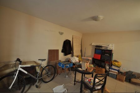 Casa à venda com 300m², 3 quartos e 2 vagasEdícula - Quarto