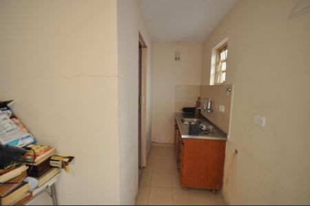 Casa à venda com 300m², 3 quartos e 2 vagasEdícula - Cozinha