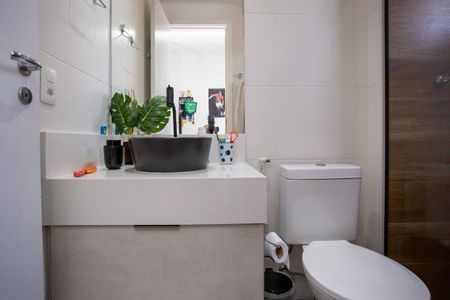 Apartamento à venda com 91m², 3 quartos e 2 vagasBanheiro da Suíte 2