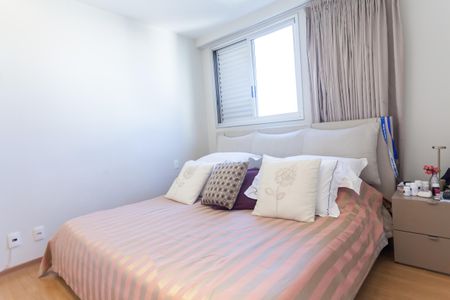 Apartamento à venda com 126m², 4 quartos e 3 vagas Apartamento à venda com 126m², 4 quartos e 3 vagasSuíte