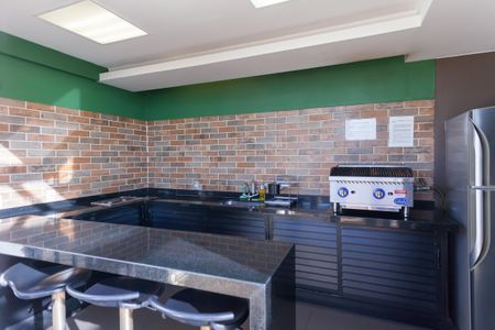 Apartamento à venda com 126m², 4 quartos e 3 vagas Apartamento à venda com 126m², 4 quartos e 3 vagasÁrea comum - Churrasqueira