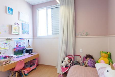 Apartamento à venda com 126m², 4 quartos e 3 vagas Apartamento à venda com 126m², 4 quartos e 3 vagasQuarto 3