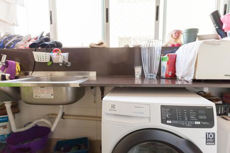 Apartamento à venda com 126m², 4 quartos e 3 vagas Apartamento à venda com 126m², 4 quartos e 3 vagasarea de serviço