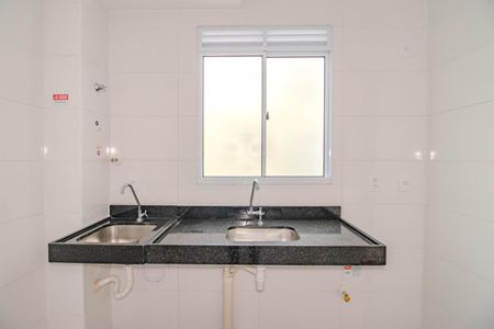 Apartamento à venda com 40m², 2 quartos e 1 vaga Apartamento à venda com 40m², 2 quartos e 1 vagaCozinha e Área de Serviço