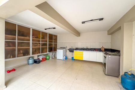 Casa à venda com 160m², 2 quartos e 2 vagas Casa à venda com 160m², 2 quartos e 2 vagasÁrea de Serviço