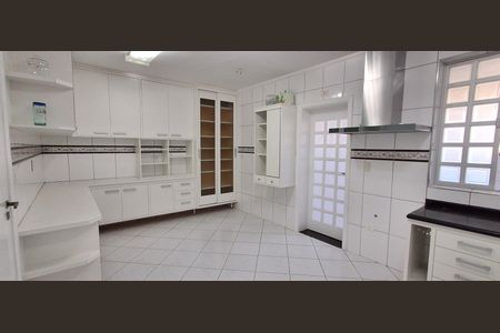 Apartamento à venda com 147m², 3 quartos e 2 vagas Apartamento à venda com 147m², 3 quartos e 2 vagasCozinha