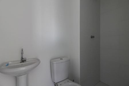 Apartamento à venda com 32m², 2 quartos e sem vaga Apartamento à venda com 32m², 2 quartos e sem vagaBanheiro