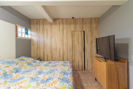 Casa para alugar com 200m², 6 quartos e 2 vagas Casa para alugar com 200m², 6 quartos e 2 vagasSuíte