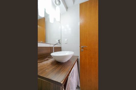 Apartamento à venda com 76m², 3 quartos e 2 vagas Apartamento à venda com 76m², 3 quartos e 2 vagasBanheiro social