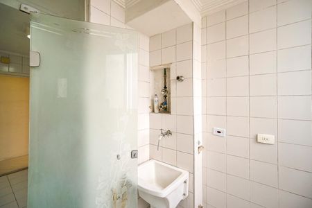 Apartamento à venda com 76m², 3 quartos e 2 vagas Apartamento à venda com 76m², 3 quartos e 2 vagasÁrea de serviço