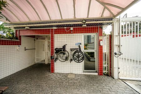 Apartamento à venda com 76m², 3 quartos e 2 vagas Apartamento à venda com 76m², 3 quartos e 2 vagasÁrea comum