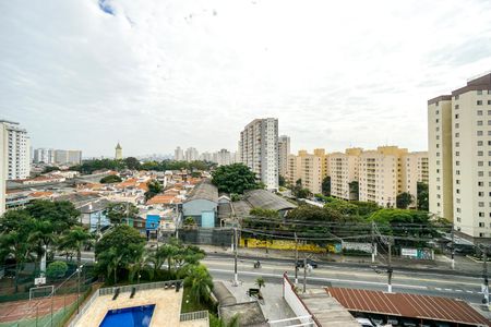 Apartamento à venda com 76m², 3 quartos e 2 vagas Apartamento à venda com 76m², 3 quartos e 2 vagasVista da suíte 3