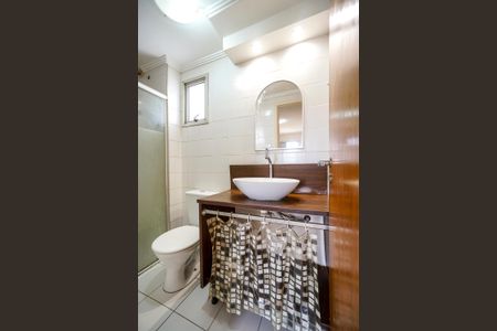 Apartamento à venda com 76m², 3 quartos e 2 vagas Apartamento à venda com 76m², 3 quartos e 2 vagasBanheiro da suíte 3