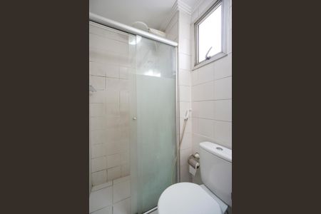 Apartamento à venda com 76m², 3 quartos e 2 vagas Apartamento à venda com 76m², 3 quartos e 2 vagasBanheiro social