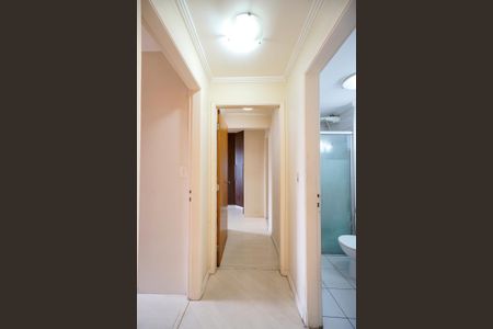 Apartamento à venda com 76m², 3 quartos e 2 vagas Apartamento à venda com 76m², 3 quartos e 2 vagasCorredor